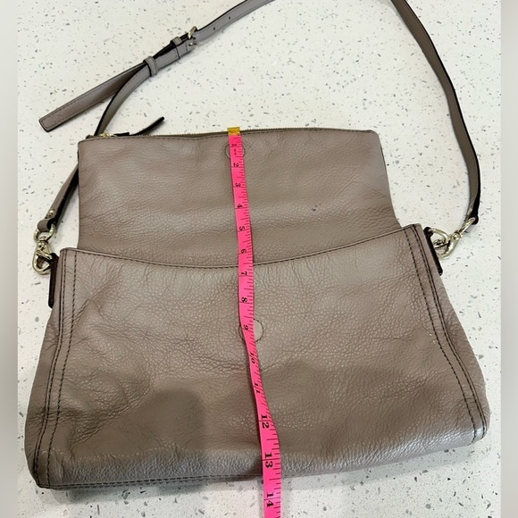 Kate Spade NY Pebbled Leather Convertible Fold Over Shoulder Handbag Purse - Picture 16 of 16